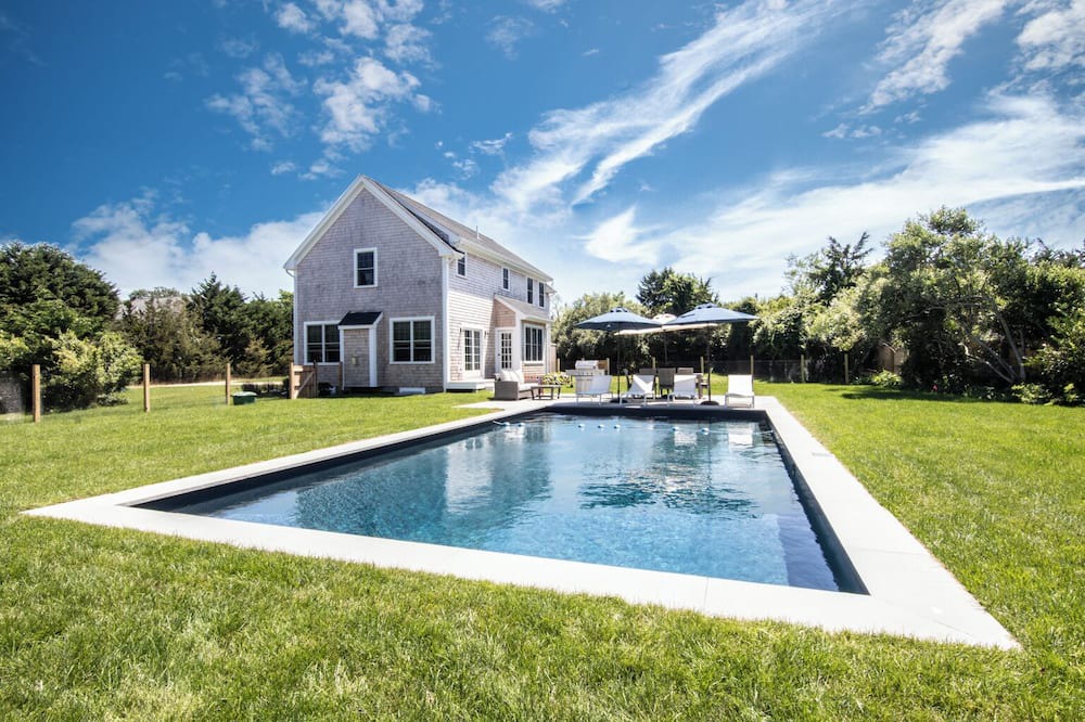 Oak Bluffs House | EXQUISITE MARTHA'S VINEYARD HOME, HEATED POOL, 10 MIN WALK TO OAK BLUFFS FERRY