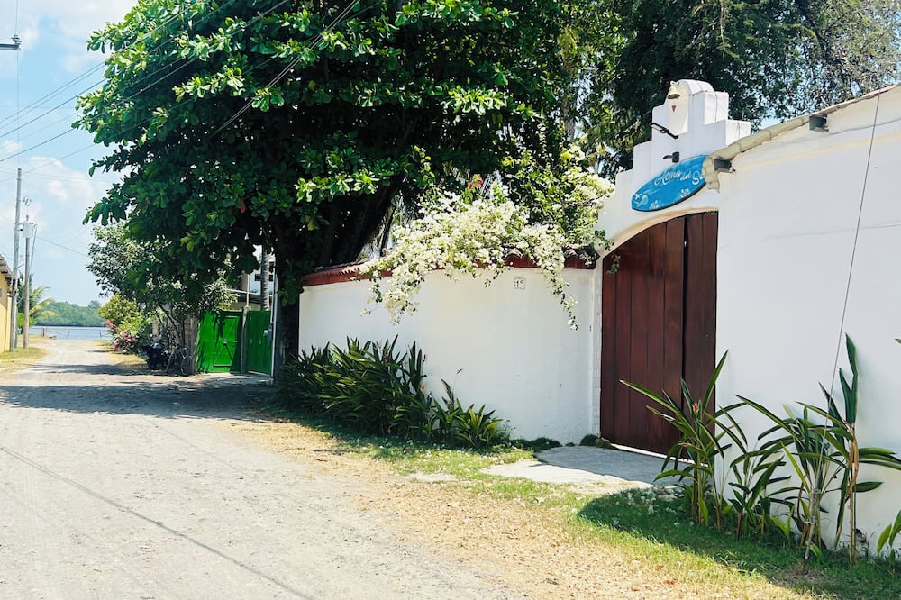 La Herradura Resort | Charming beach house with AC in Costa del Sol - 3 bedrooms