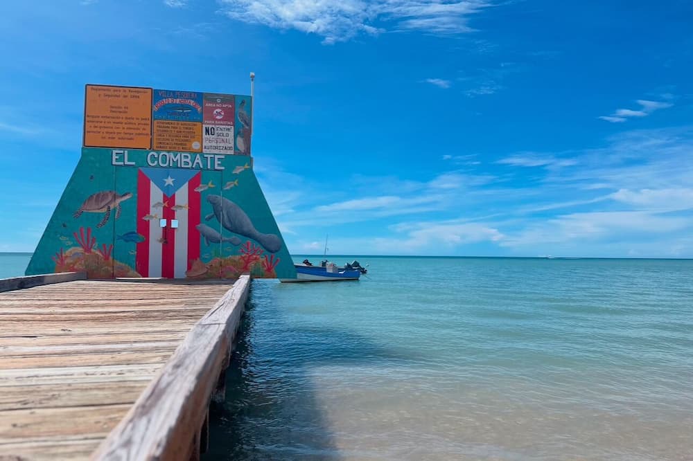 El Combate House | Combate Beach View Apt 3