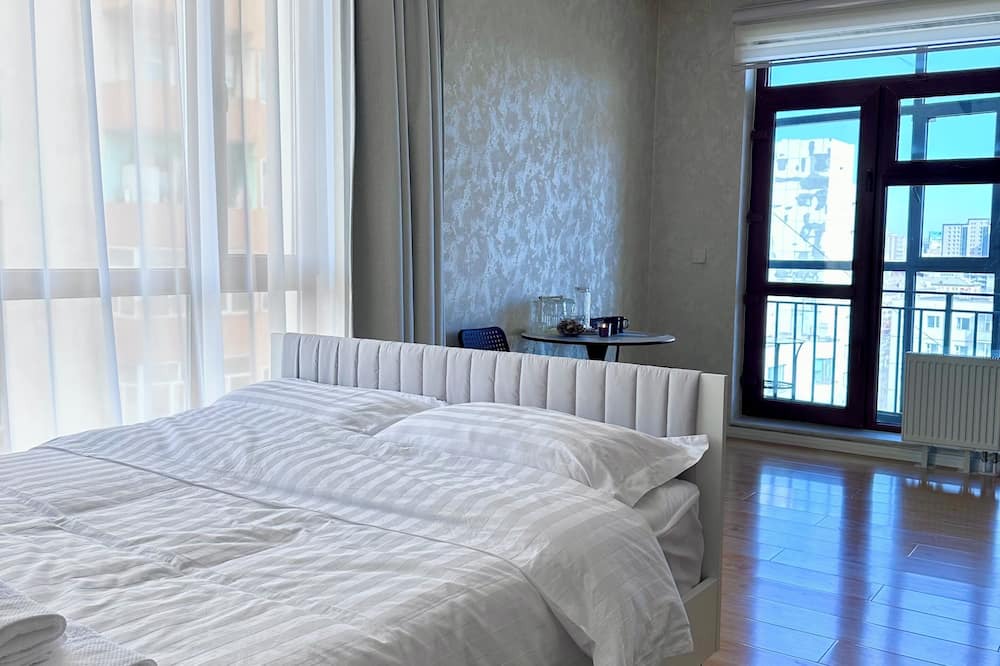 Bayangol Apartment | Cozy studio apartment with WiFi in vibrant Ulaanbaatar