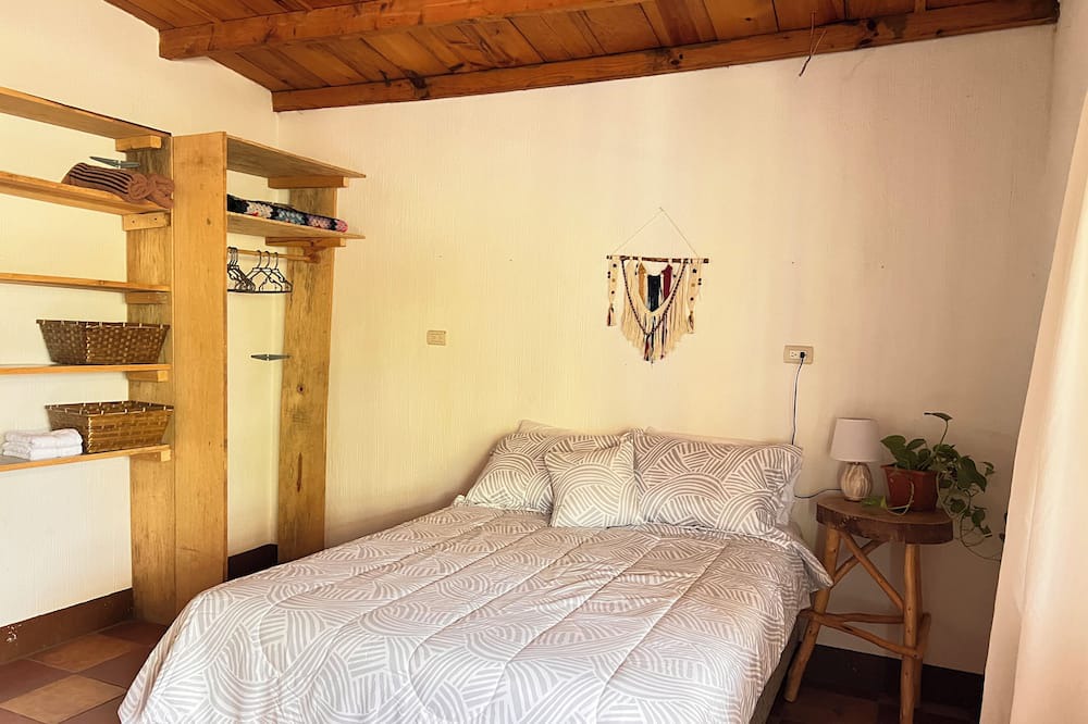 San Pedro La Laguna Apartment | Cute 2Br Apartment with lake views & private garden! Everything you need + more.