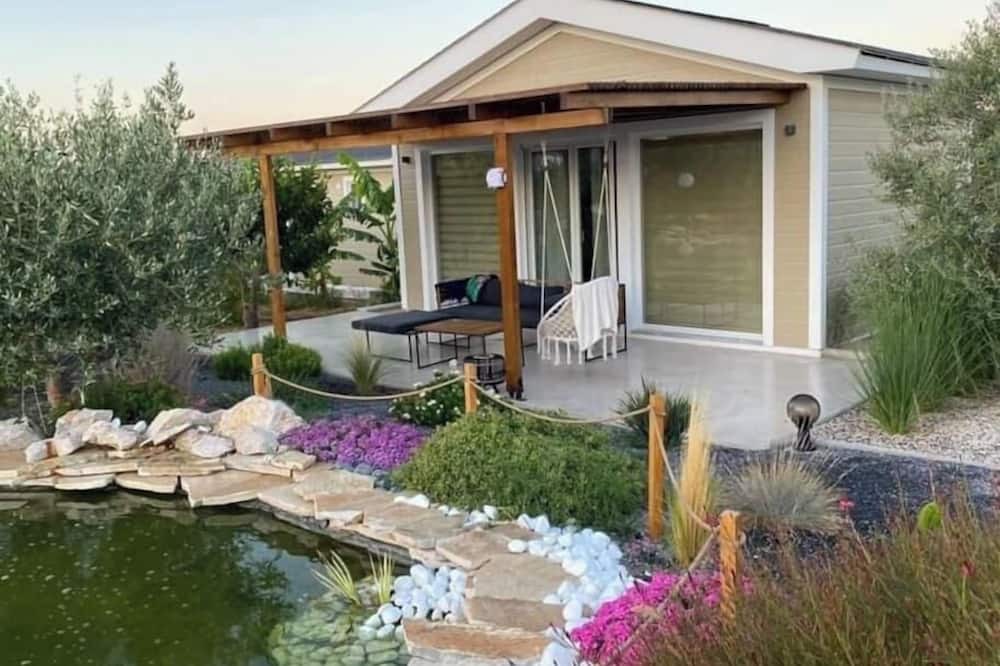 Nea Tirintha House | Nafplio Lodge. Tiny villa 2/4