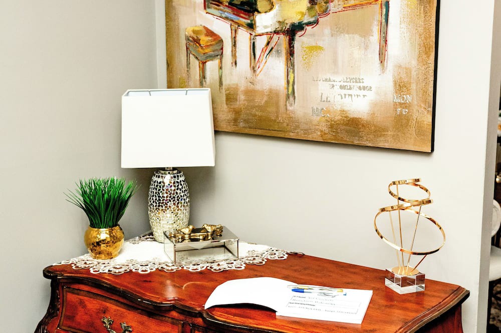 Broussard House | Hometown Hideaway Family Retreat King Suite 6 mi to Youngsville Sports Complex