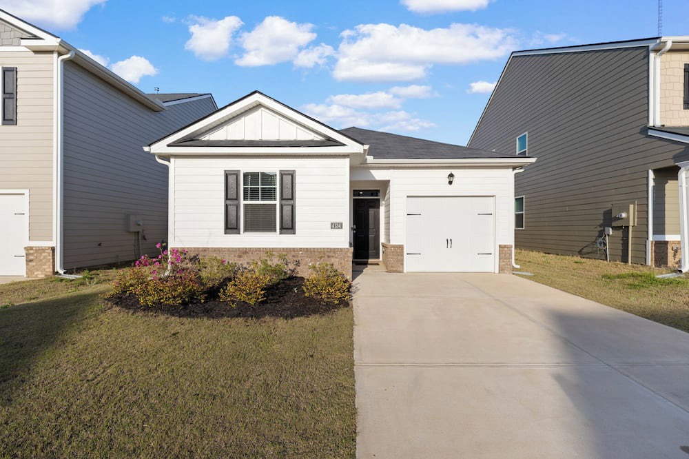 Graniteville House | Near I-20, located within walking distance of Starbucks, Arby's, and many others