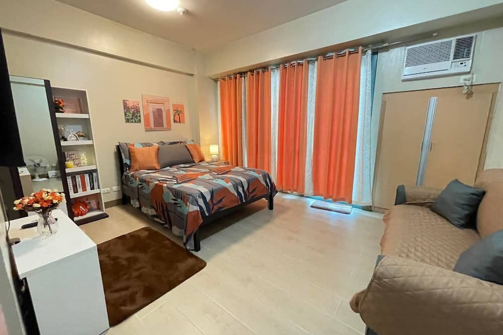 Pasay Apartment | Cozy Airport Condotel 2-3 mins away from Resorts World Manila