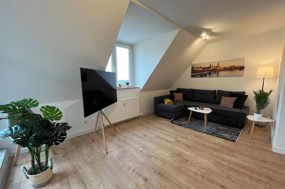 Kesselsdorf Apartment | Discover Serenity at Wohnperle: Your Perfect Getaway Awaits!