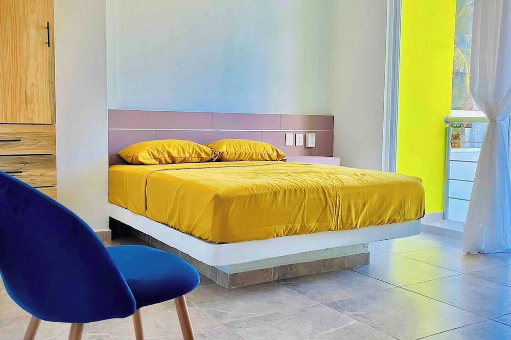 Rinconada Apartment | 206 Room With A/C And Excellent Location