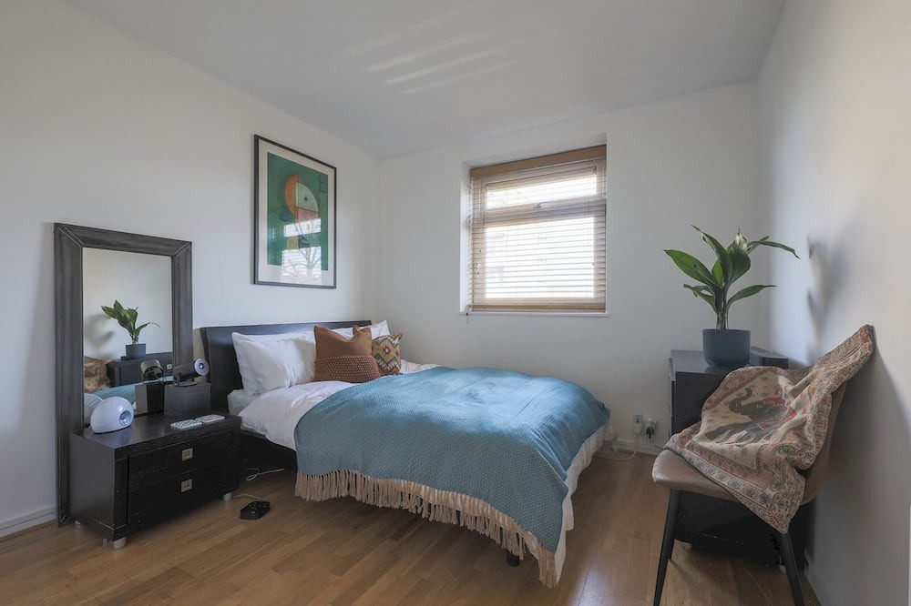 Furzedown Apartment | Pass the Keys | Stylish & Modern London Flat