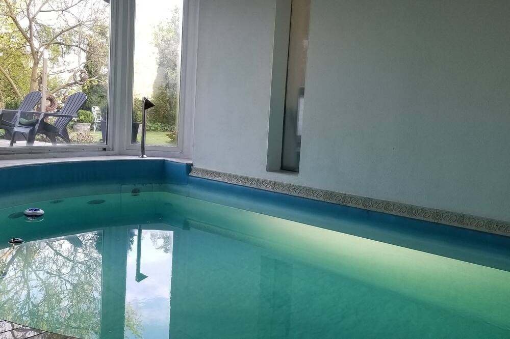 Nordhalben House | The studio - luxury meets creativity, art and comfort!