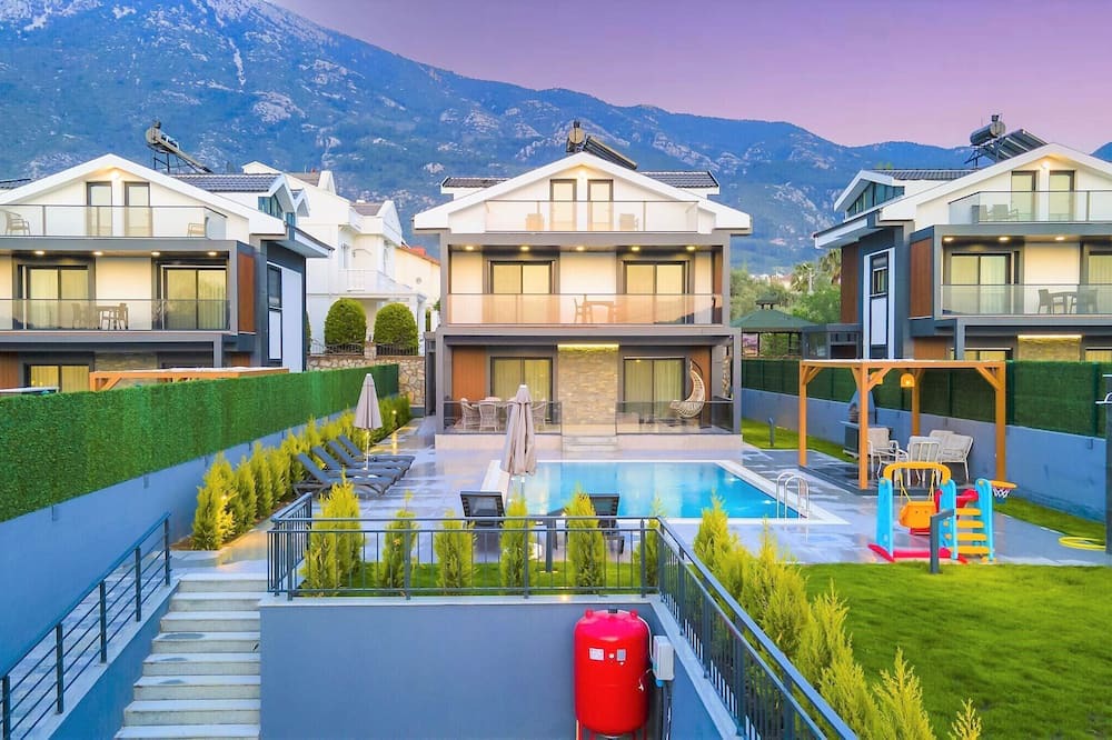 Hisaronu Villa | 4+1 Luxury Holiday Villa for 8 People with Private Pool in Fethiye Ölüdeniz area