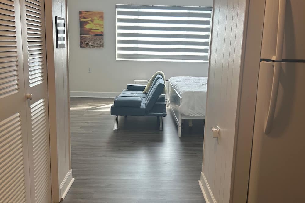 Gadsden Apartment | Trendy apartment in Gadsden, AL