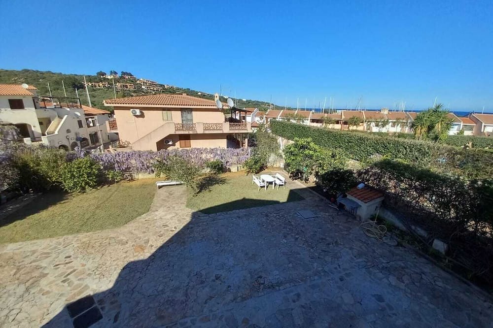 Porto Ottiolu Apartment | Dom Somnium Three-room apartment with terrace 100m from the sea - Porto Ottiolu, Sardinia🌅