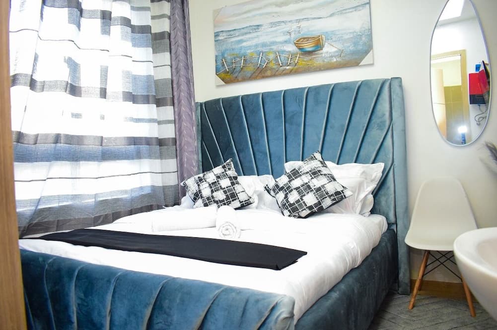 Syokimau Apartment | Studio apartment with AC, WiFi in welcoming Nairobi