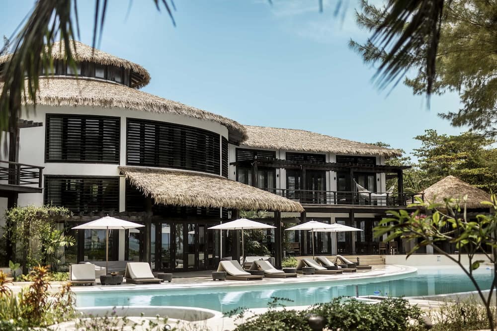 San Pedro Apartment | Abrazos 6: Oceanview Spacious Suite w/Balcony