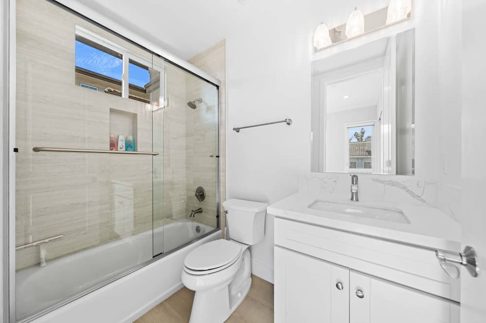 Mount Wilson House | 4 New Construction in 2024 luxury home 4B/4.5B