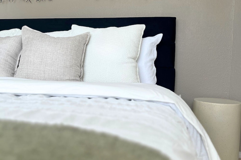 Rancho Cucamonga Condo | Relax & Recharge in a Modern 2-Bedroom Condo Prime Location