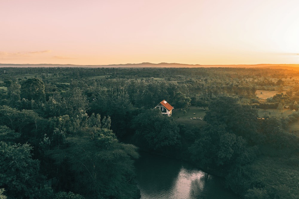 Sagana Cottage | Rustic charm nestled along the peaceful banks of River Sagana & River Mathioya.