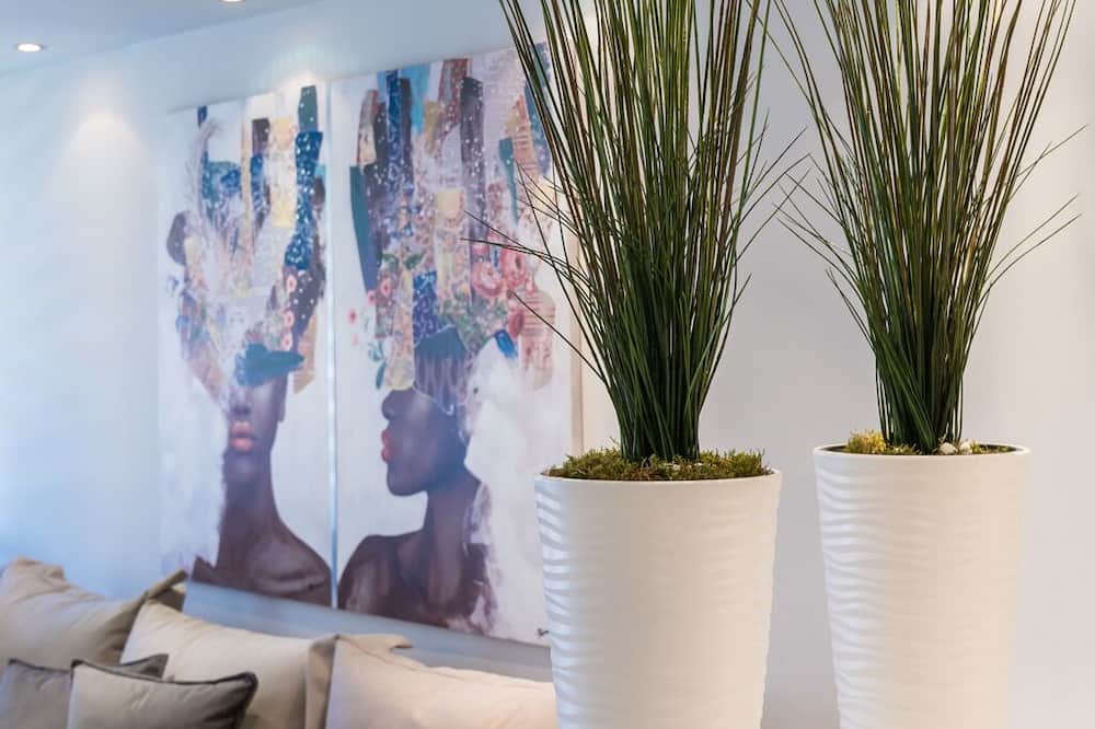 Kastoria Apartment | Πολυτελές διαμέρισμα με τρία μεγάλα υπνοδωμάτια και δυο wc σε ιδανική τοποθεσία