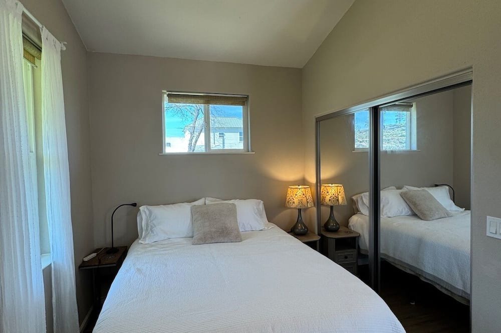 Middletown House | Stagecoach Cottage quiet efficiency