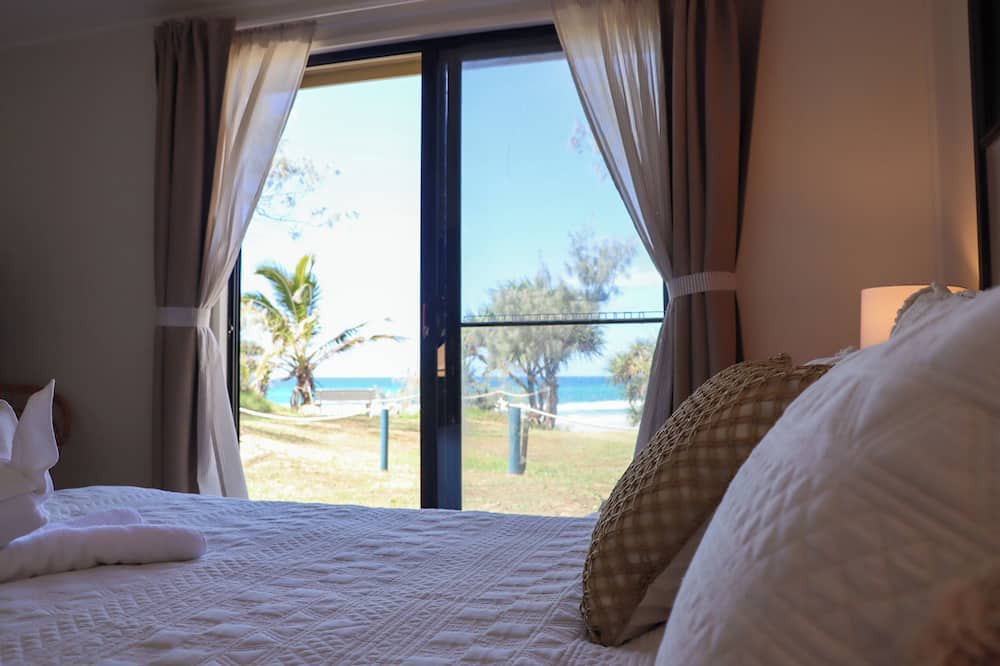 Fraser Coast House | Heaven on earth - Beachfront Beach House on 75 Mile Beach