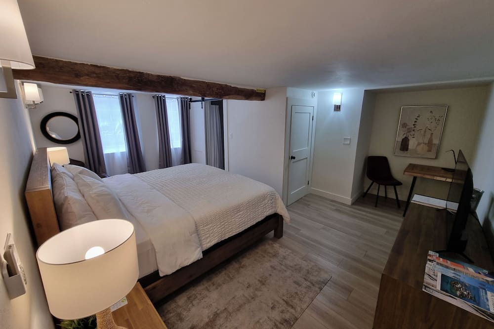 St. George's Hotel | Hillcrest Boutique Hotel, Main Villa Ground Floor Deluxe King