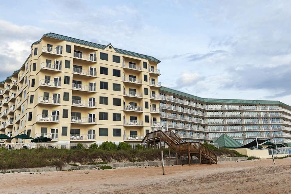 Elrod Estates Resort | Ormond Beach oceanfront view! n2-bedroom resort w/huge pool deck on the beach!