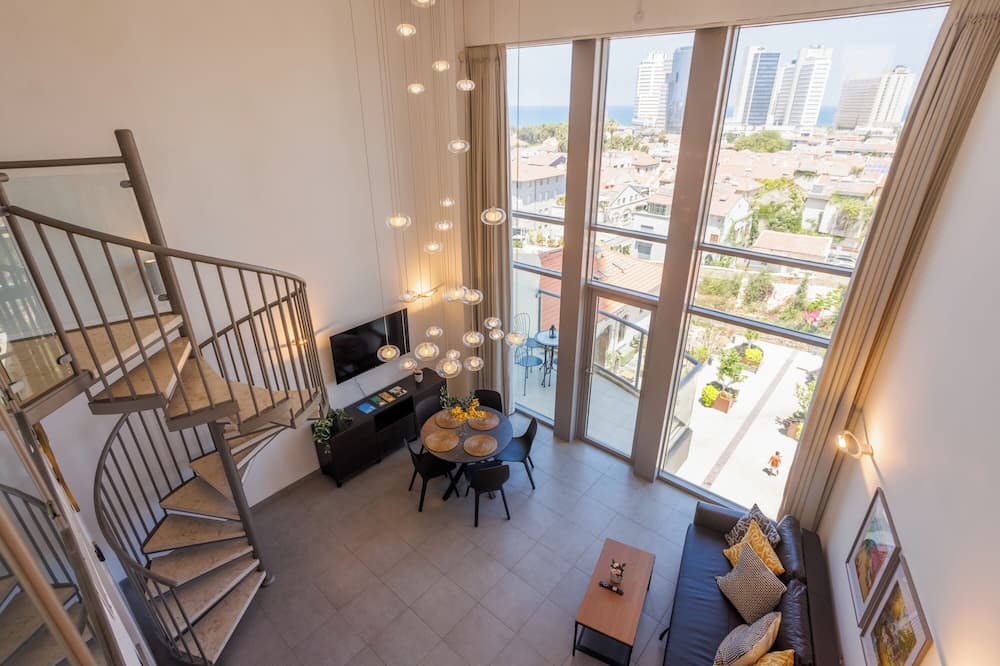 Neve Tzedek Apartment | Mr. Neve Tsedek 2BR Sea-View