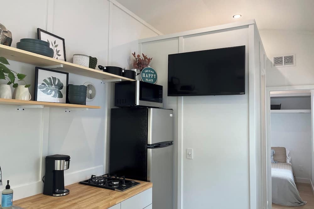 Marianna Apartment | Unique tiny home experience in a one of a kind tiny home park