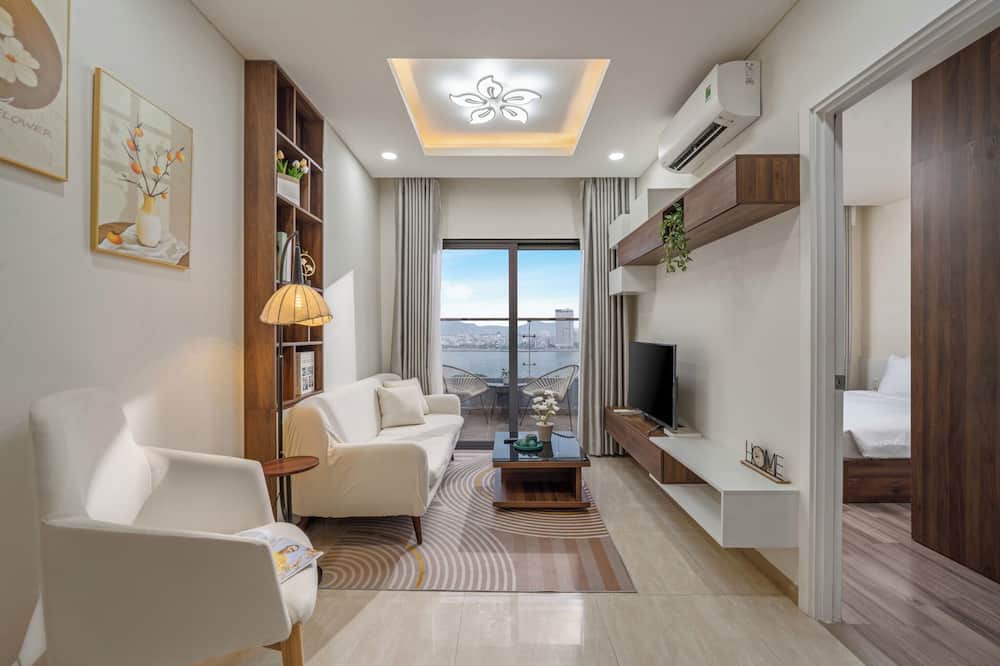 Son Tra Apartment | Monarchy Apartment 2BR/80m2 Han River View