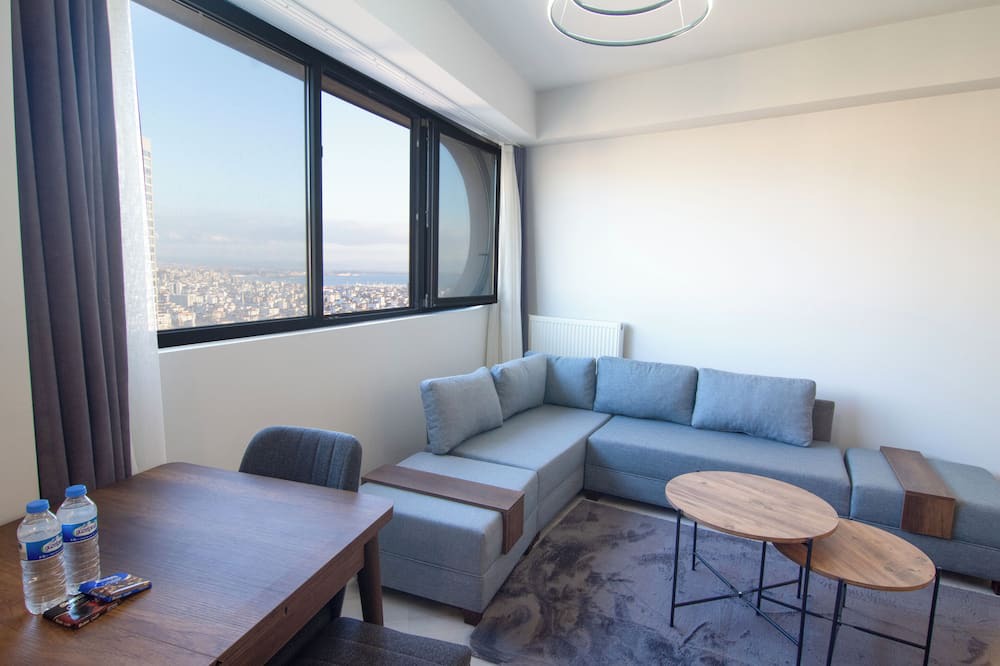 Kartal Apartment | Seaview cozy apartment at the 22nd floor