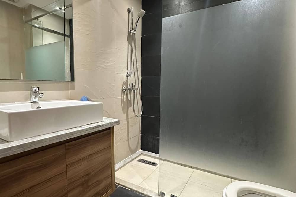 Les Amicales Apartment | Chic 2-Bedroom Apartment with High-Speed WiFi – Prime Location in Agadir