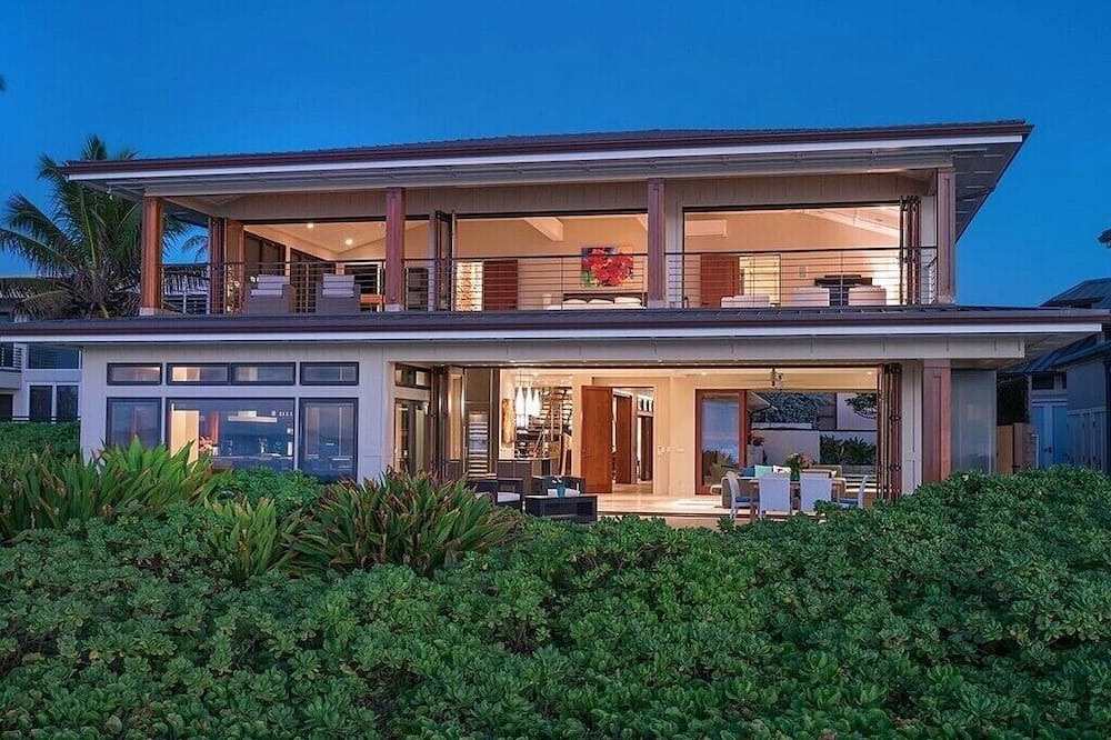 Kailua Villa | Seaside Sophistication: Live the Coastal Lifestyle You Deserve