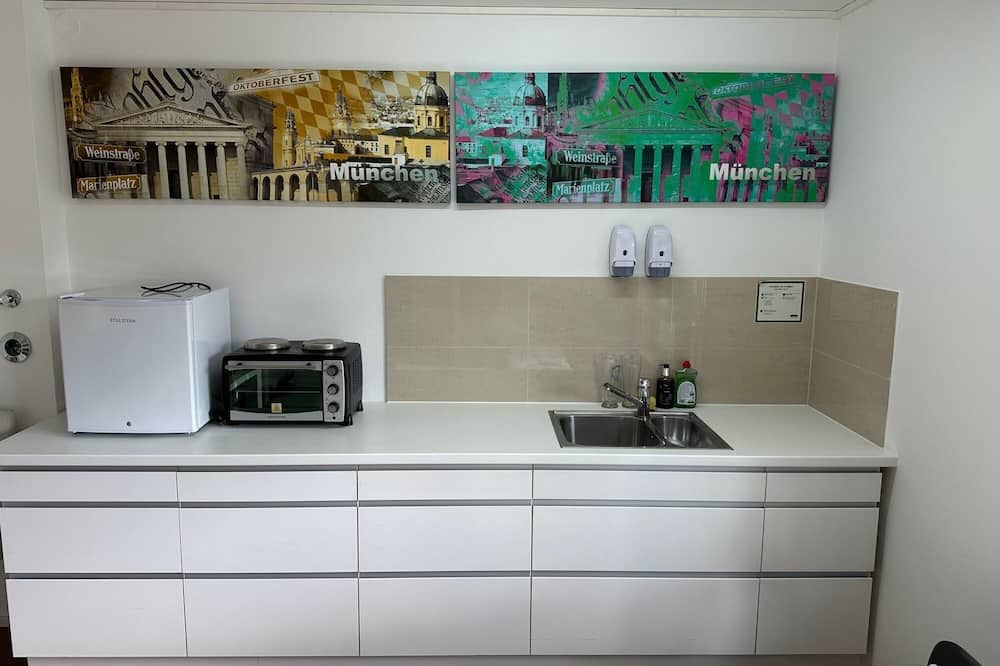 Bogenhausen Apartment | Vacation apartment/apartment for 5 guests with 24m² in Munich (295180)