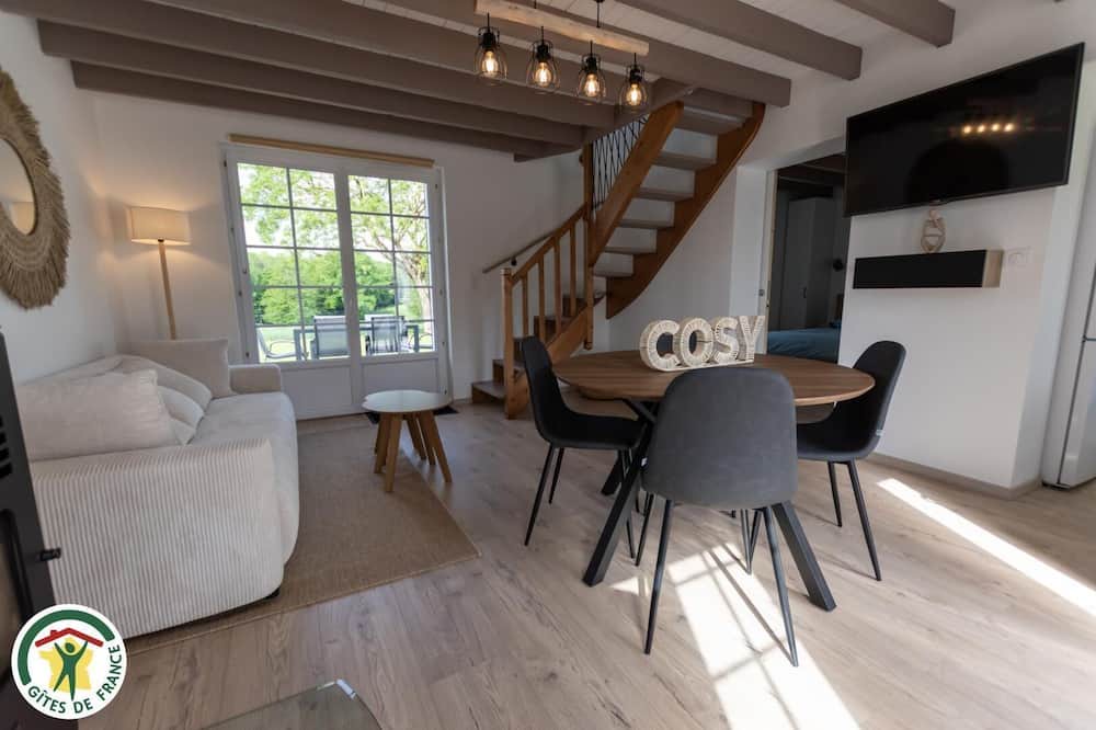 Vauchamps House | L'Envolée Paysanne - VAUCHAMPS