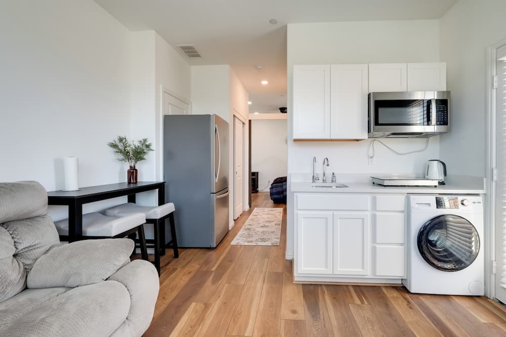 Lathrop Apartment | River Island Apt: Private Yard & Patio!