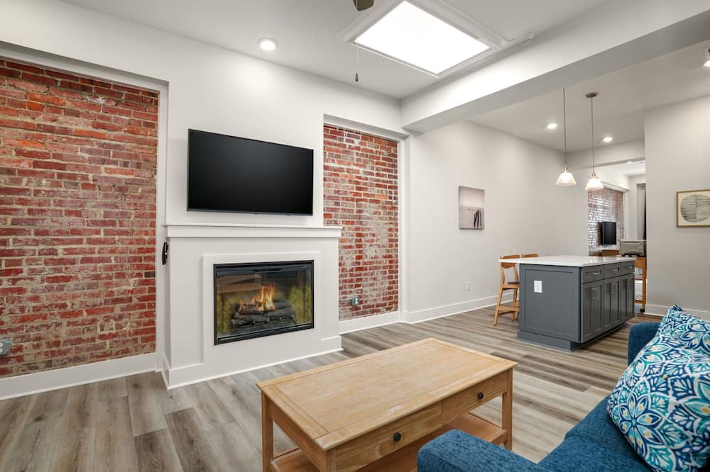 Cape Charles Condo | Delmarva - Brand new condo in downtown Cape Charles!