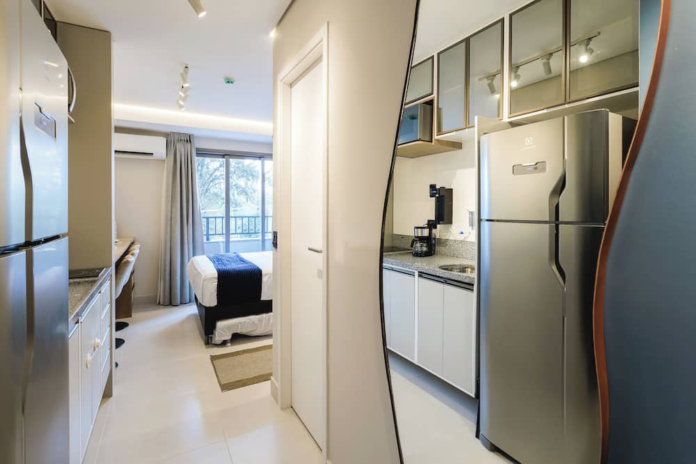 Santo Amaro Apartment | Your studio well located in SP! |Vacancy| Air |Wifi| Subway |Consulate| Cinema