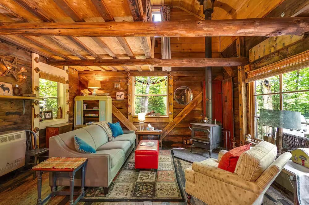 Katrine Cabin | A Cabin in the Woods