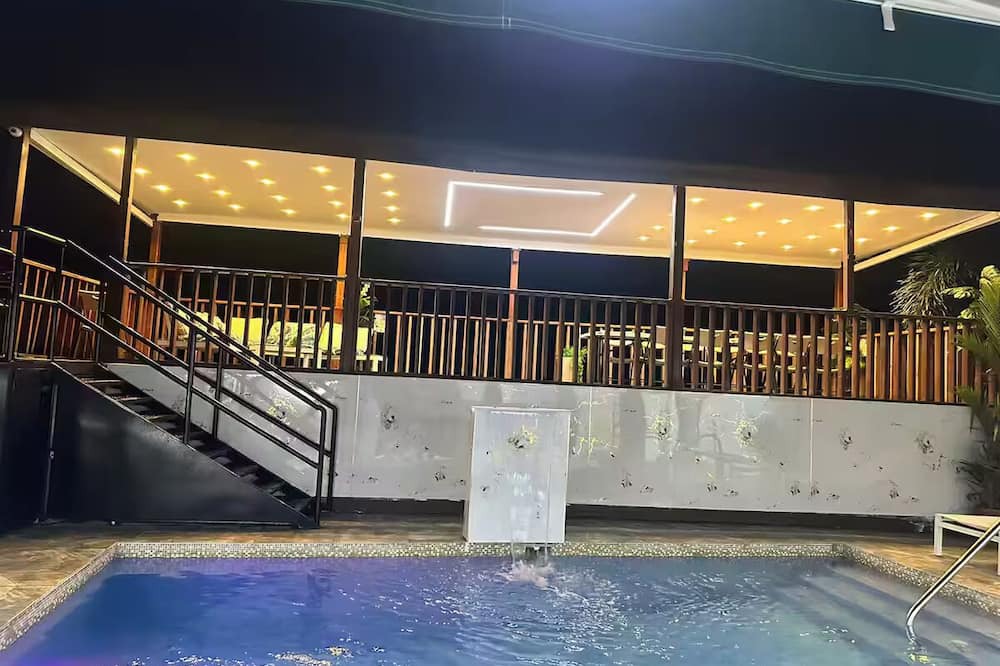 Palmer Resort | Guest house El Yunque with private pool. 25 people