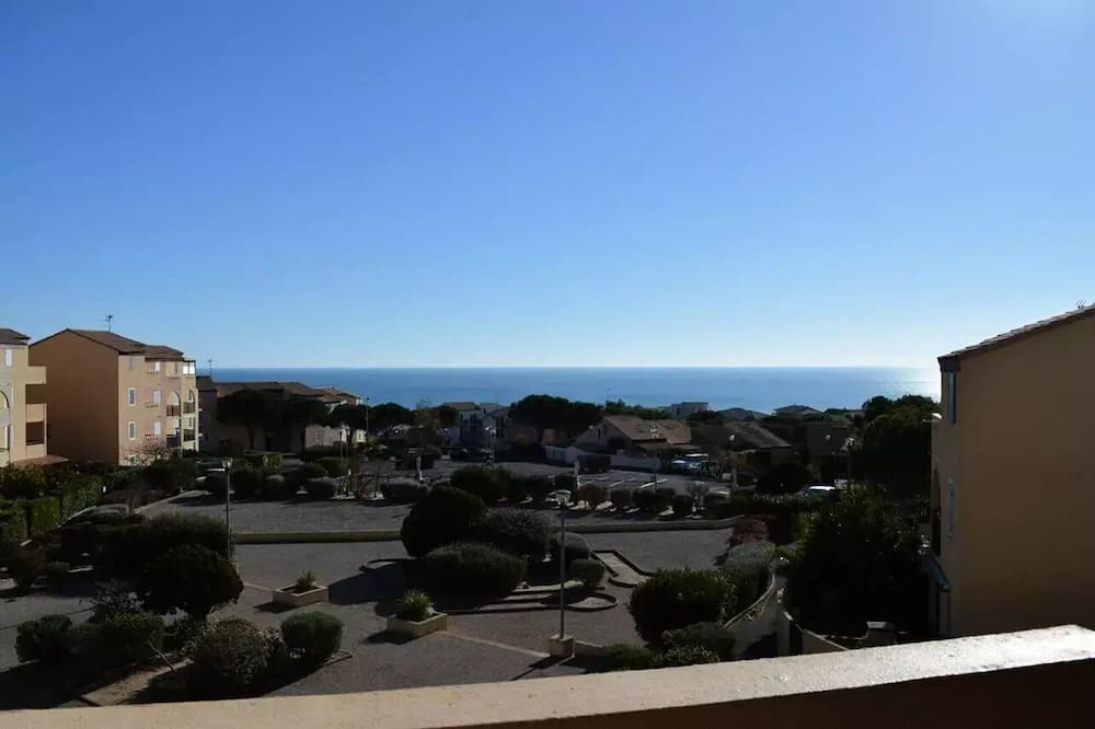 Saint-Pierre-la-Mer Apartment | Residence Terrasses De La Mediterranee - 2 room apartment 4 beds SAINT PIERRE LA MER