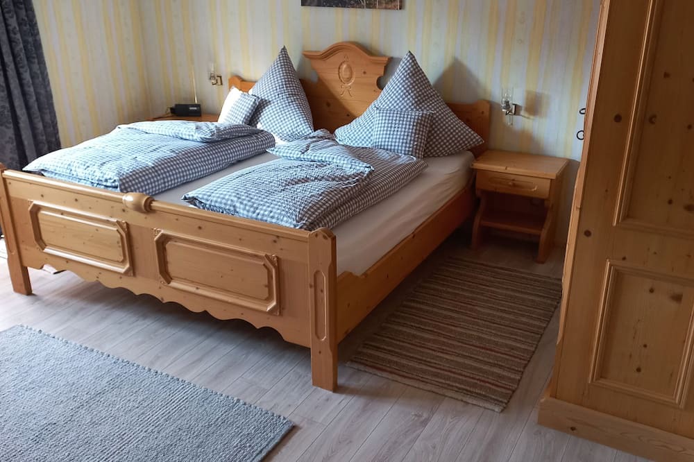 Altusried Bed & Breakfast | DOPPELZIMMER in FRAUENZELL Cyclists and bikers welcome