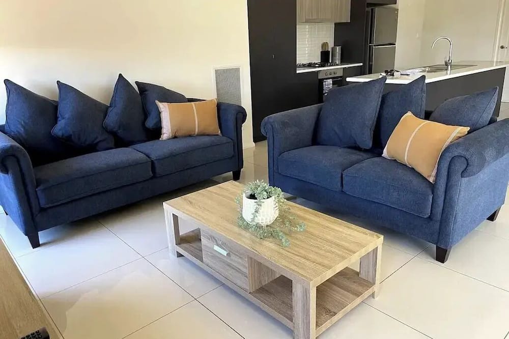 Lloyd Apartment | Welcome to our stylish 3BR villa, perfect for a city escape.