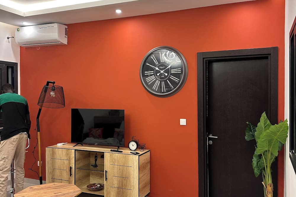 Ngor Apartment | Charming 3-bedroom apartment with WiFi, AC in delightful Dakar