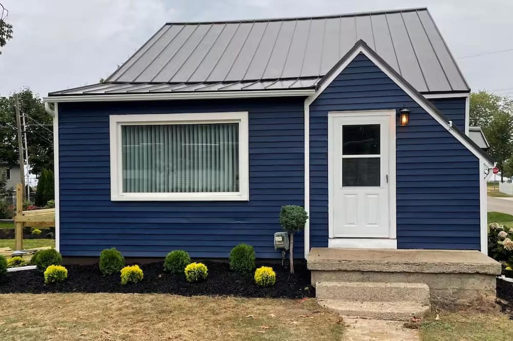 Port Austin House | Newly renovated 3-bedroom house with lake views right in downtown Port Austin
