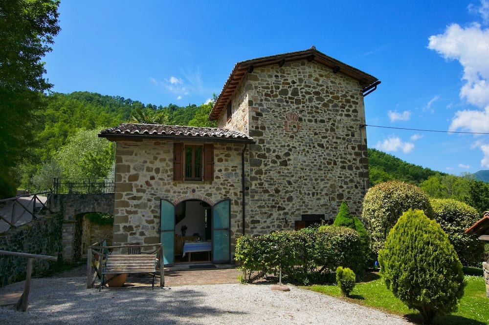 Lisciano Niccone Villa | Mansion in Lisciano Niccone near Lake Trasimeno