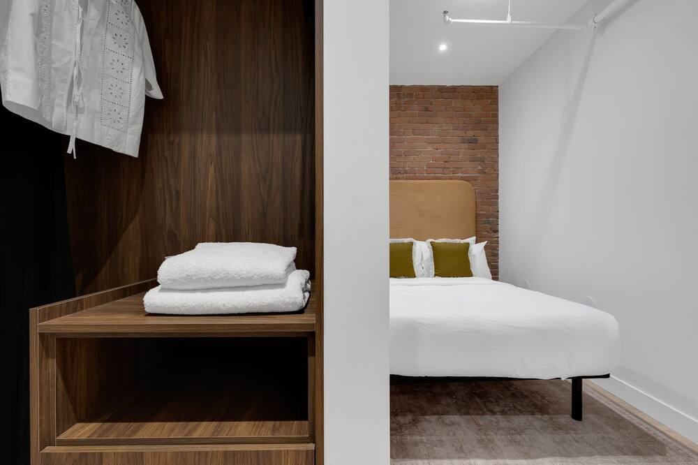 Cite Multimedia Apartment | Mercer-2 Bedrooms 2bath- Free parking