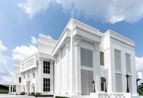 Kulanada Hotel | Eden Garden Convention Centre