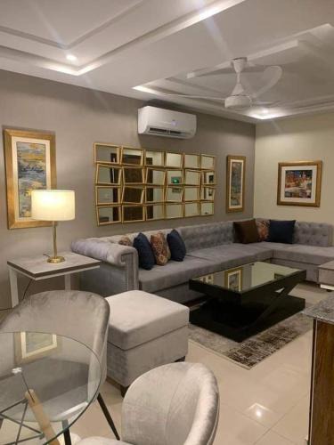 Lahore Apartment | 1 Bed Ultra Luxury Apartment XY21