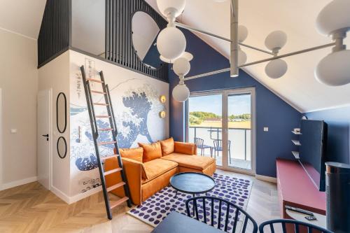 Ustronie Morskie Apartment | Ustronie Sunny Apartment with Mezzanine