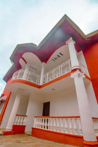 Freetown House | Mountain View Villa